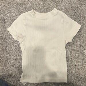 Old Navy Cream Short Sleeve Tee